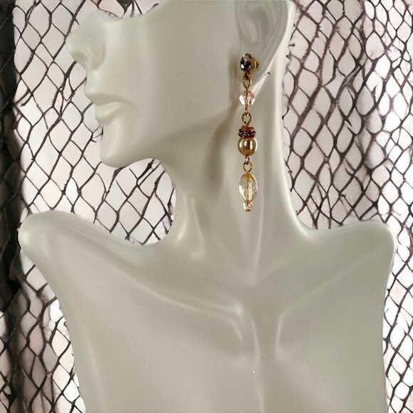 NEW/NWT Blair Delmonico Blonde Crystal and Pearl Dangle Drop Earrings - Picture 1 of 2